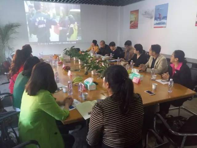 ƽ?j��ng)��ЋD(li��n)���B�T��������B�T�҅f(xi��)һ�� �I(l��ng)��(d��o)�W�R��˾���^ָ��(d��o)