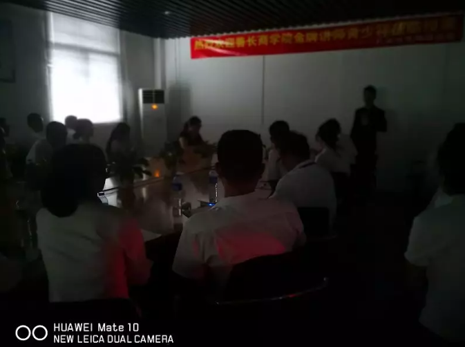 ��������������(sh��)�ڱ��������A�ڈ�(zh��)�С���Ӗ(x��n)���(d��ng)����